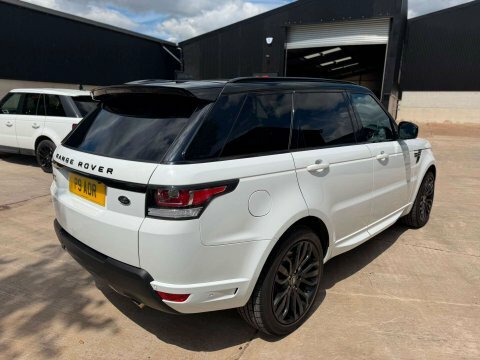 Land Rover Range Rover Sport 3.0 Range Rover YP67RXV White #6