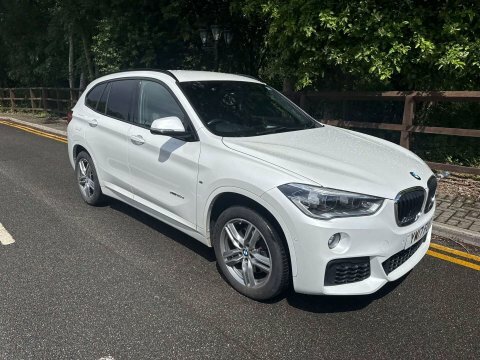 BMW X1 2.0 X1 Xdrive White #2