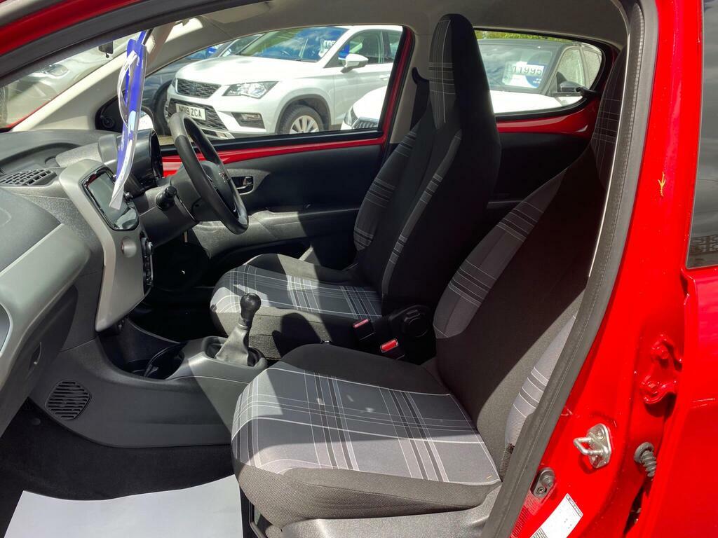 Peugeot 108 Active Red #13