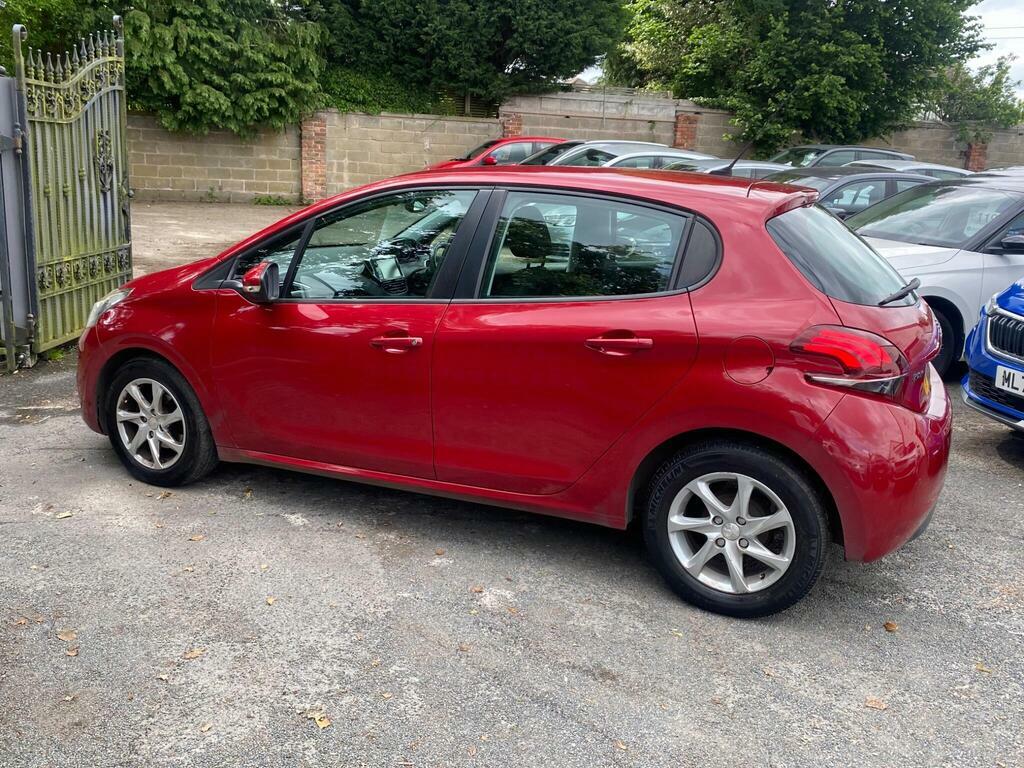 Peugeot 208 1.2 Puretech Active Euro 6 PX65OZD Red #6