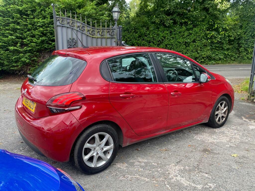 Peugeot 208 1.2 Puretech Active Euro 6 PX65OZD Red #3