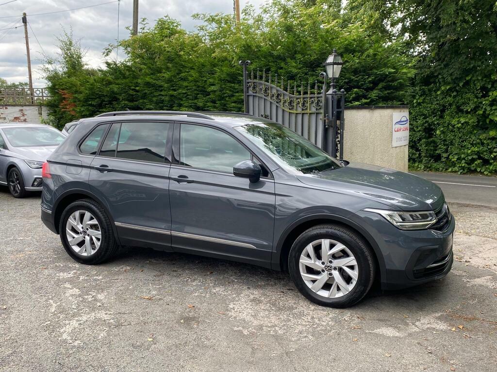 Volkswagen Tiguan 1.5 Tsi Life Euro 6 S S VE21WYH Grey #3