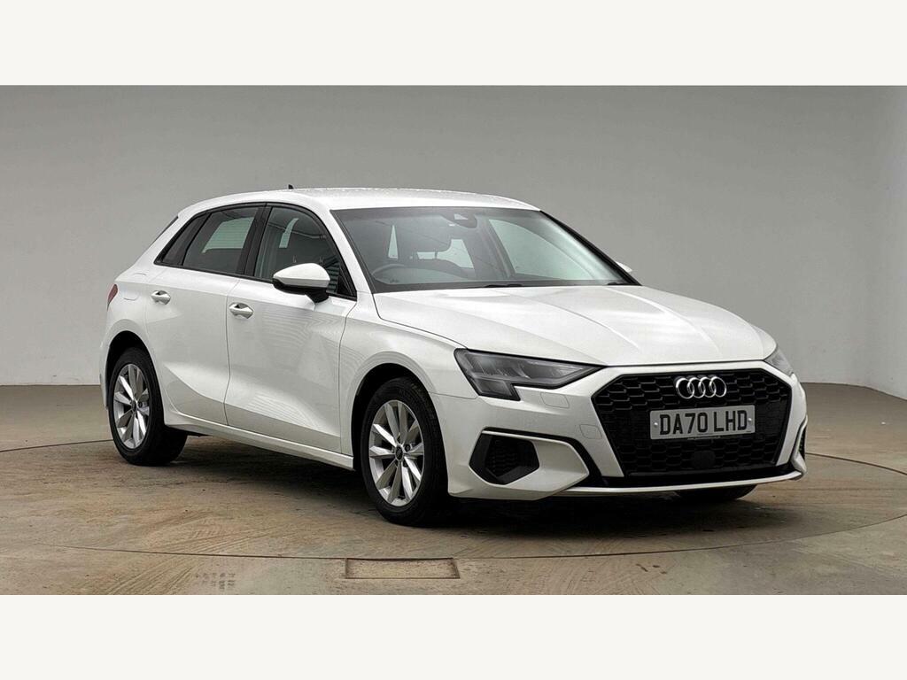 Audi A3 1.5 Tfsi Cod 35 S Line Sportback White #1
