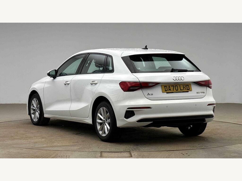 Audi A3 1.5 Tfsi Cod 35 S Line Sportback White #3
