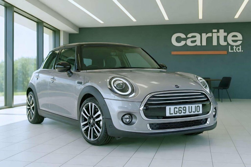 Mini Hatch 1.5L Cooper Exclusive Silver