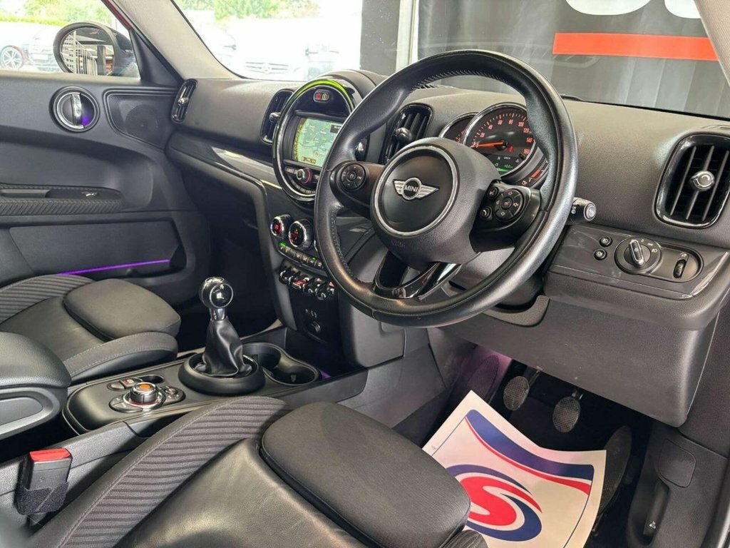 Mini Countryman 1.5L Cooper Red #2