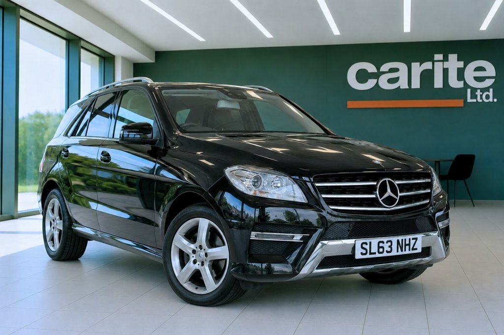 Mercedes-Benz M Class 2.1L Amg Sport Black