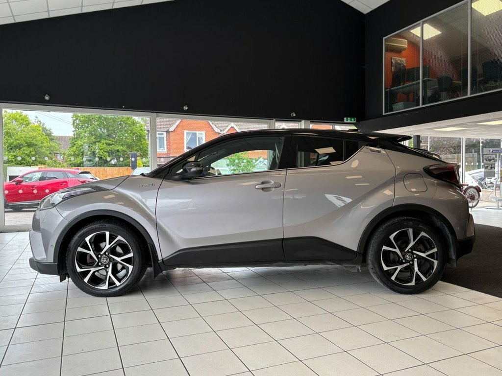 Toyota C-Hr 1.8L Dynamic NV66CDX Silver #6