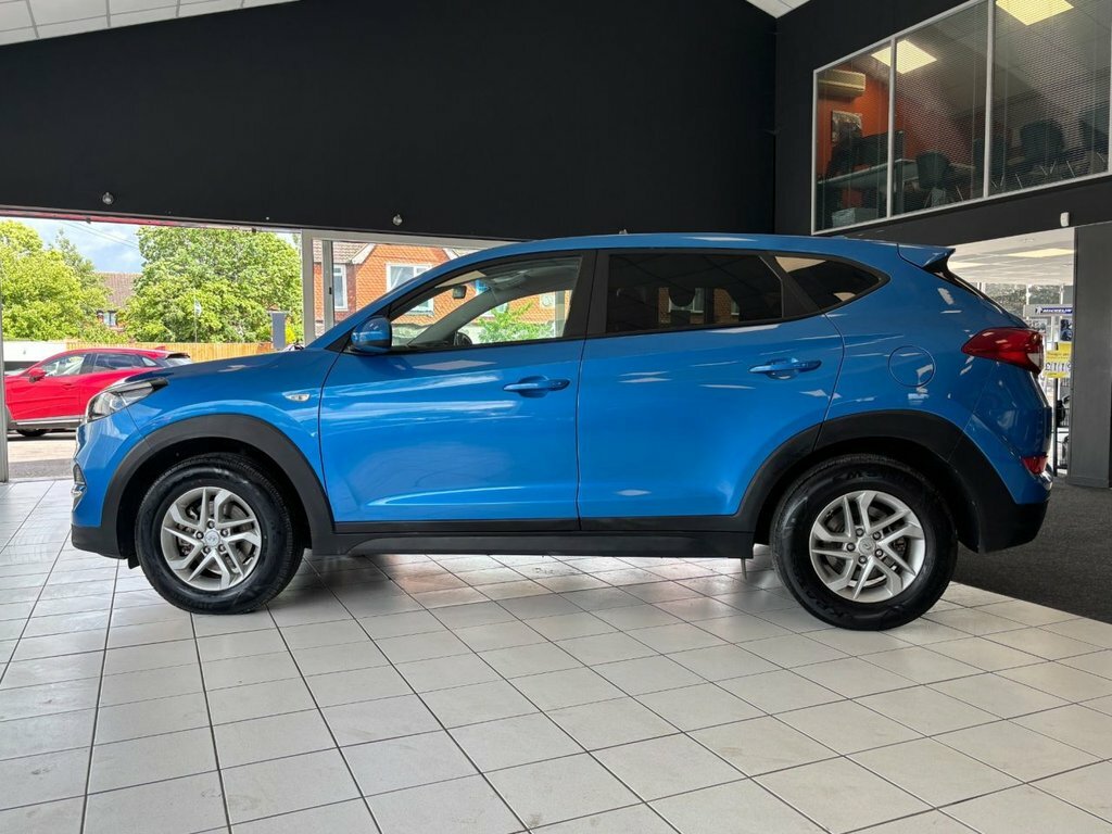 Hyundai Tucson 1.7L S SD18WGC Blue #6