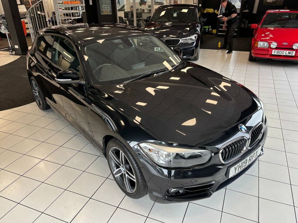 BMW 1 Series 1.5L Sport YH19RPX Black #3