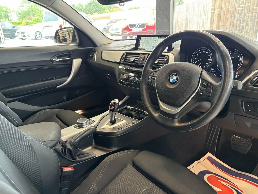 BMW 1 Series 1.5L Sport YH19RPX Black #2