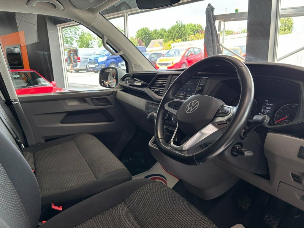 Volkswagen Transporter 2L Highline DP21KLD Silver #2