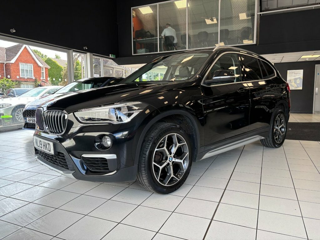 BMW X1 1.5L Xline Black #5