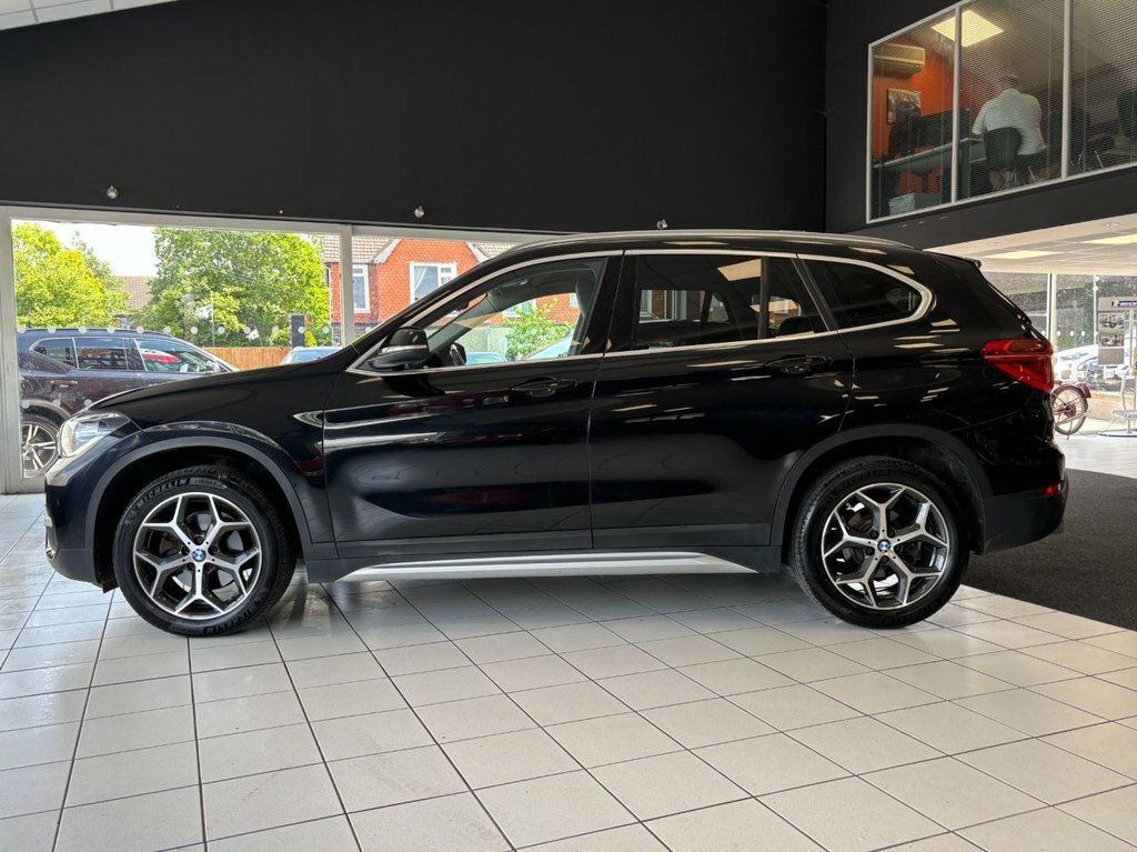 BMW X1 1.5L Xline Black #6