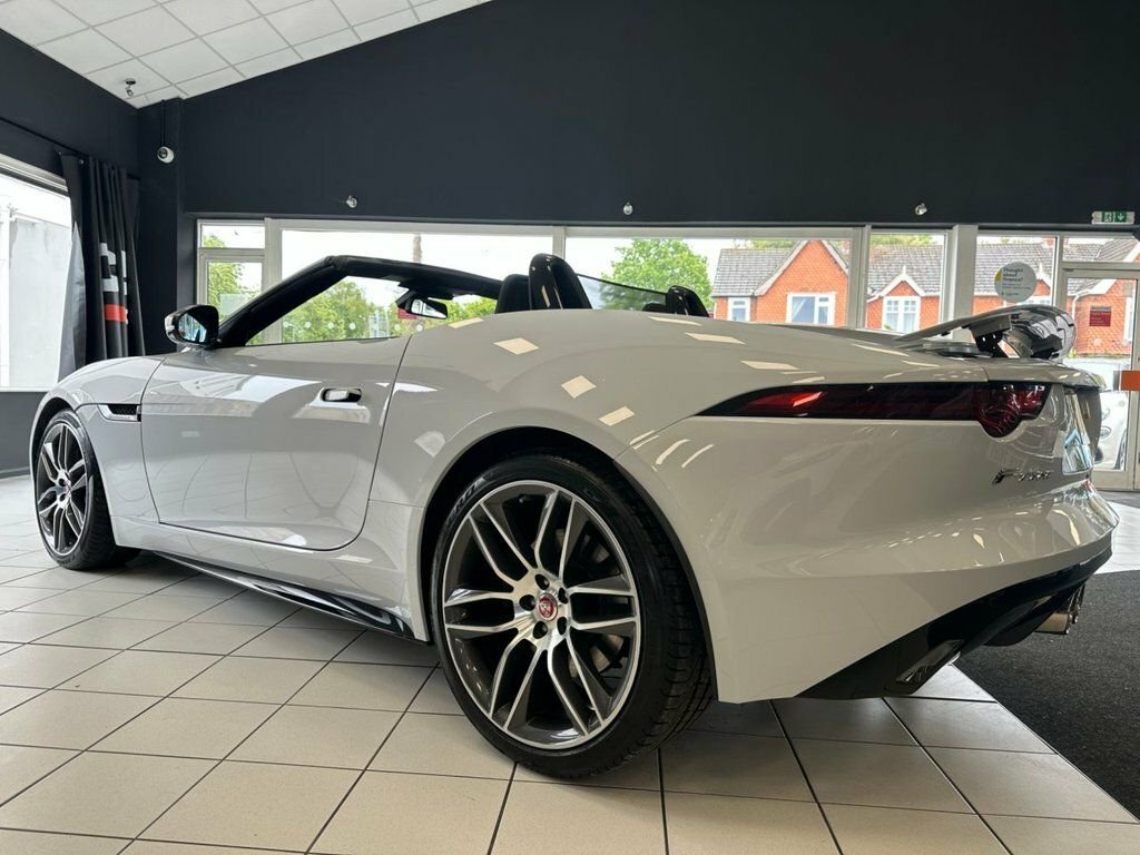 Jaguar F-Type R-dynamic Red #8