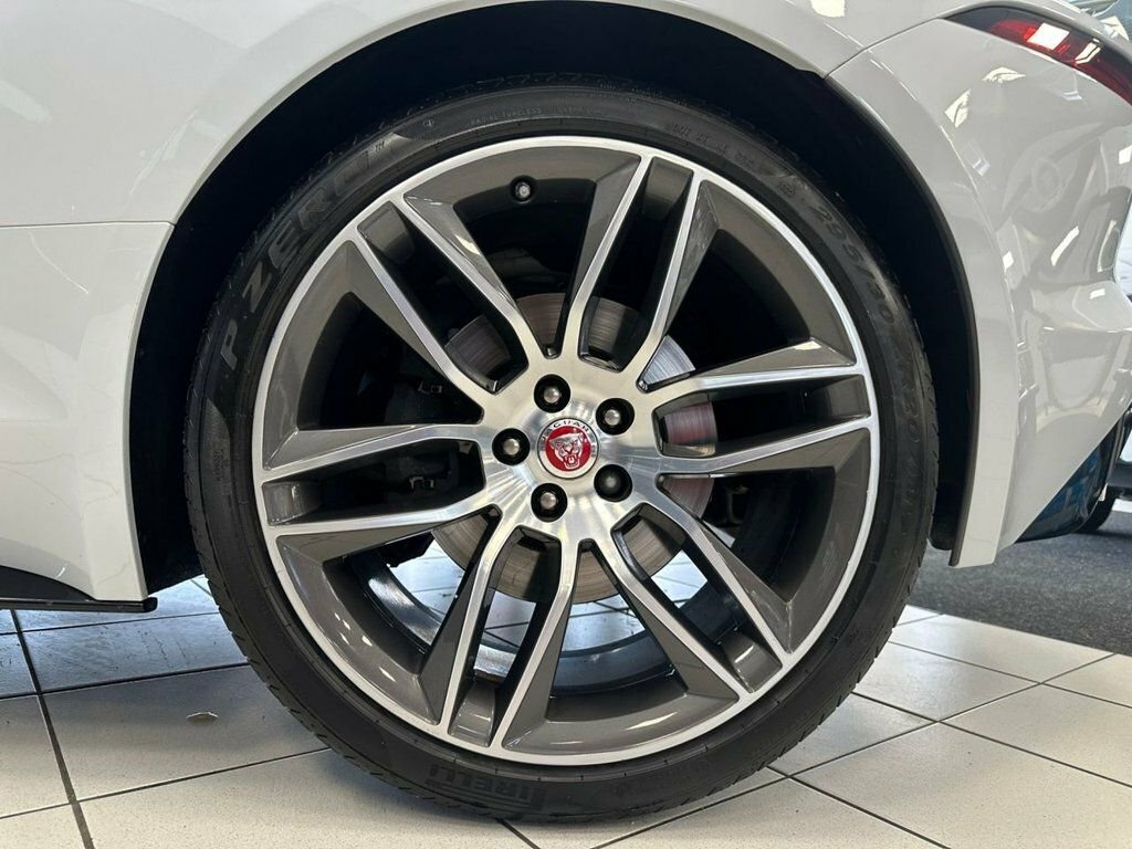 Jaguar F-Type R-dynamic Red #15