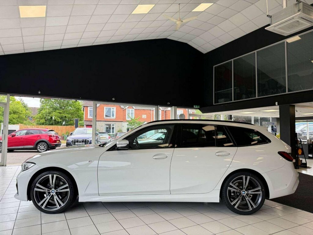 BMW 3 Series 2L M Sport RV20RMZ White #6