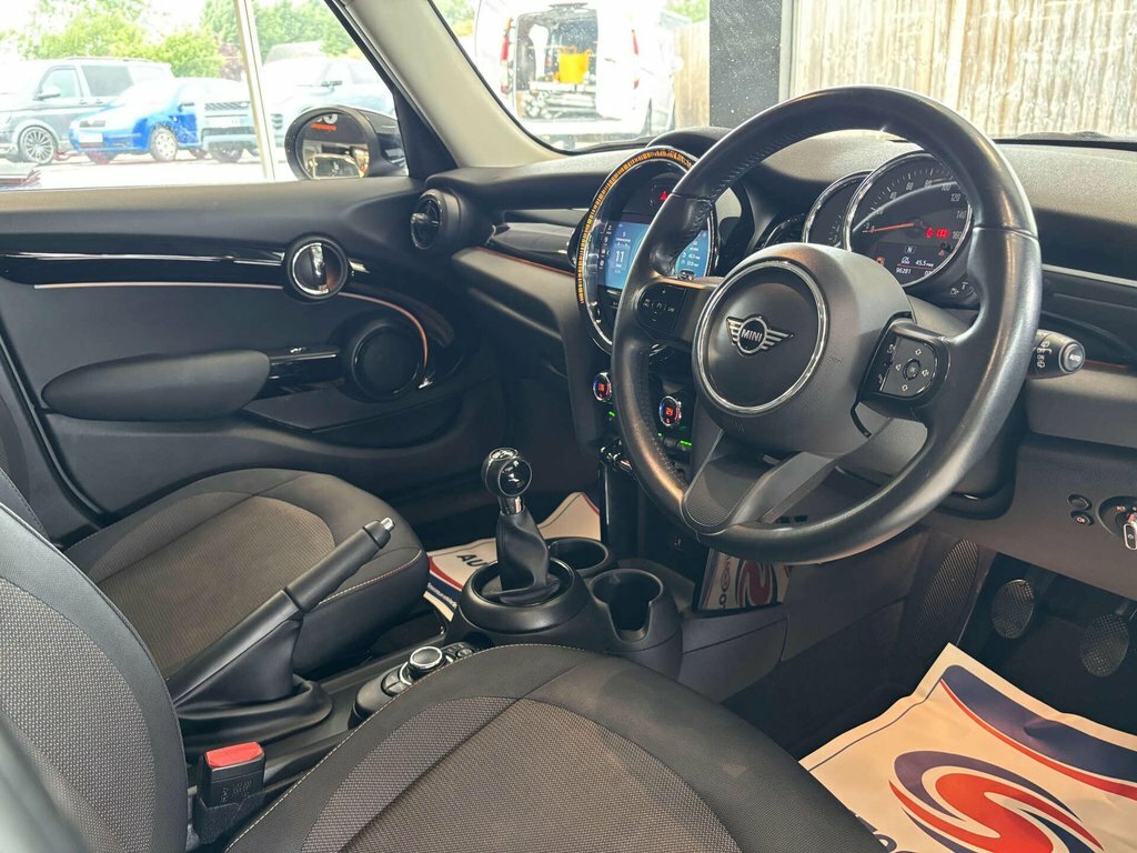 Mini Hatch 1.5L Cooper Classic Grey #2