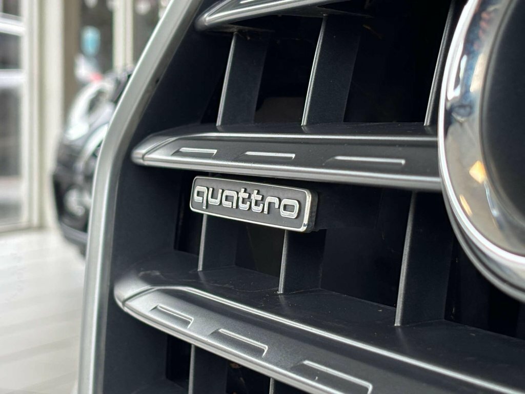 Audi Q3 2L Sport Blue #5