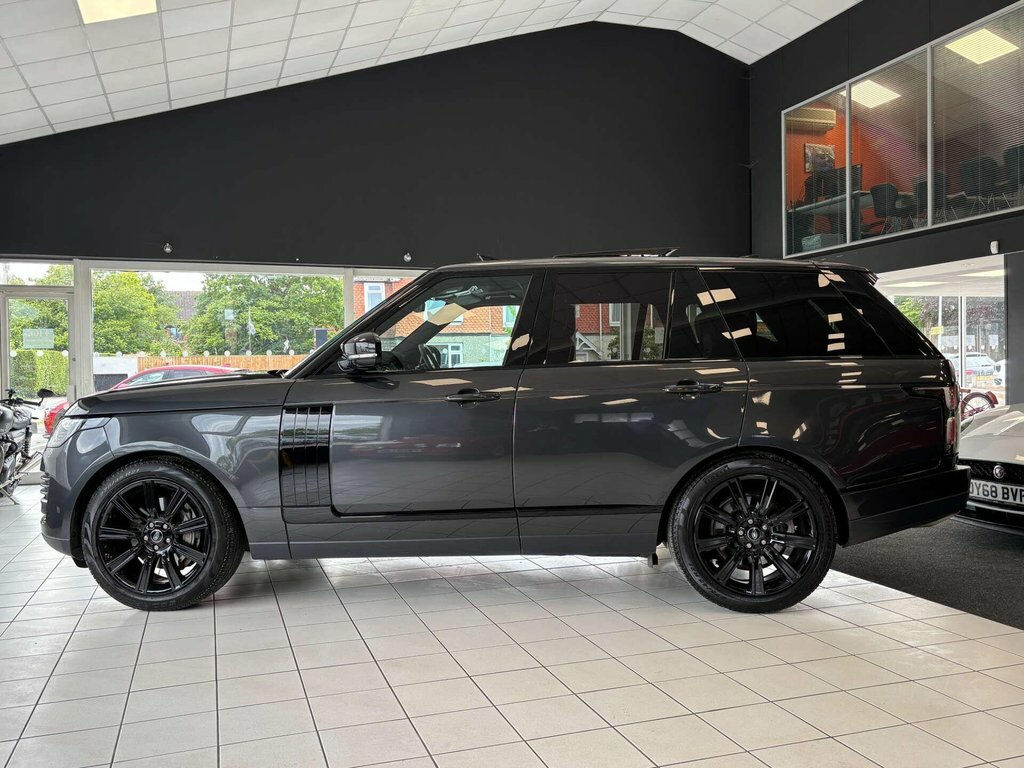 Land Rover Range Rover 3L Westminster Black Grey #6