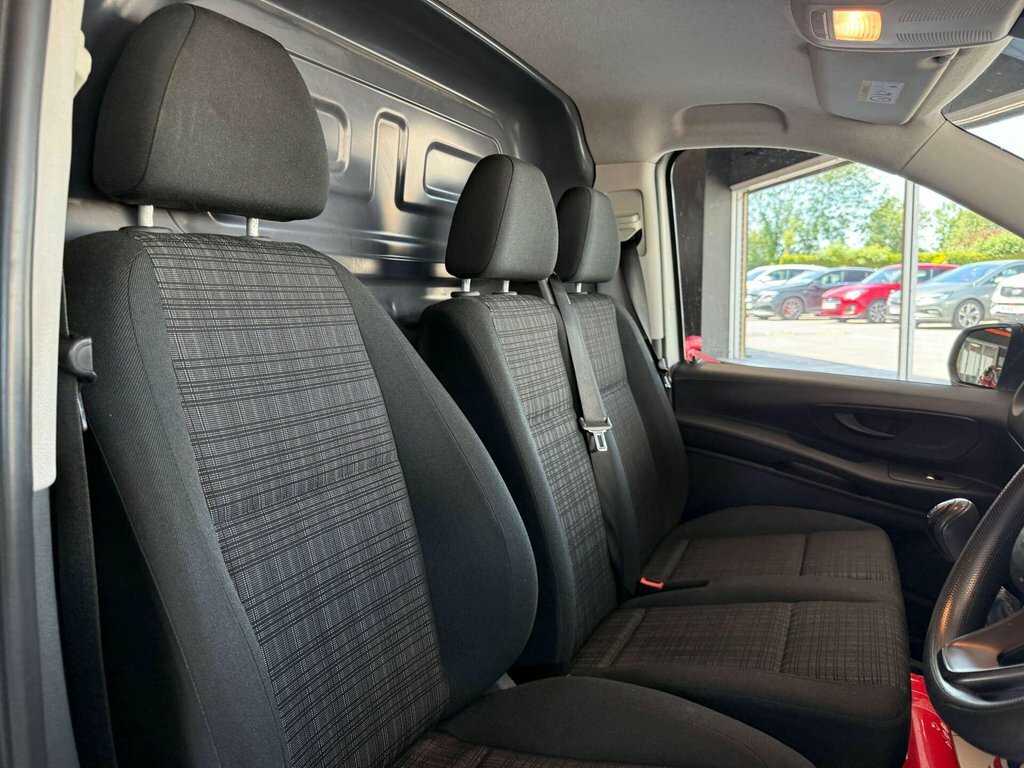 Mercedes-Benz Vito 111 Cdi White #12