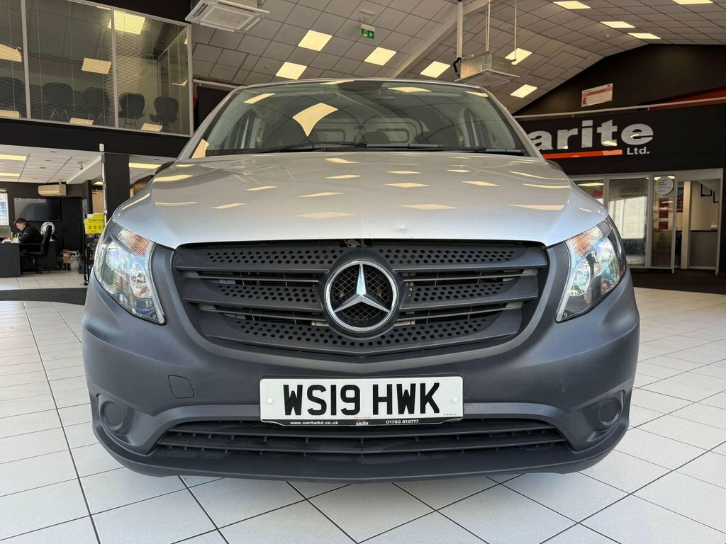 Mercedes-Benz Vito 2.1L Null 6Dr Silver #4