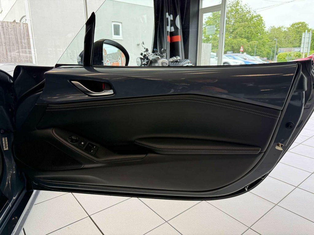 Mazda MX-5 1.5 Skyactiv-g Sport Venture Convertible Petro Blue #40