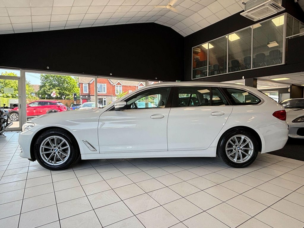 BMW 5 Series 2L Se White #6