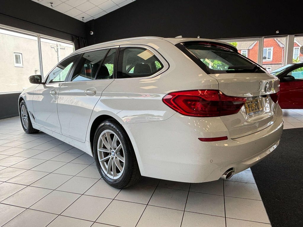 BMW 5 Series M Sport #8