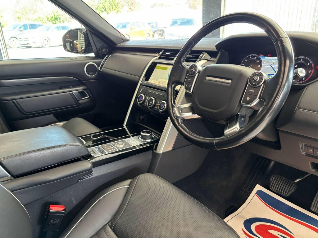 Land Rover Discovery 3L Hse Luxury Black #2