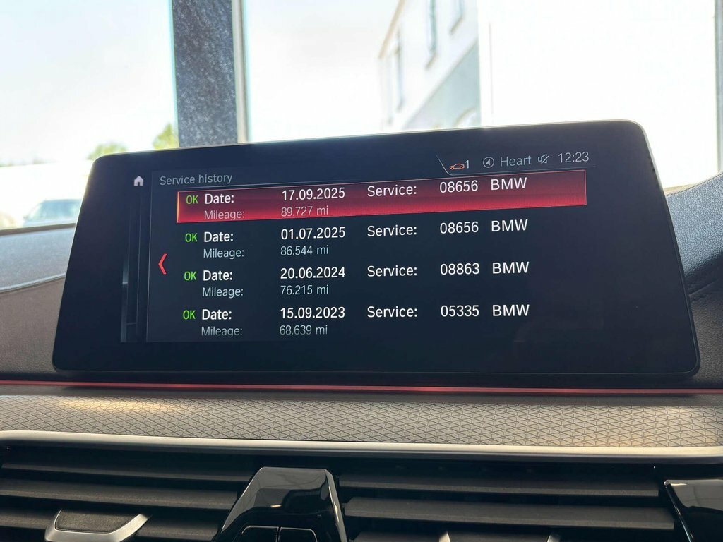 BMW 5 Series Xdrive M Sport Grey #37