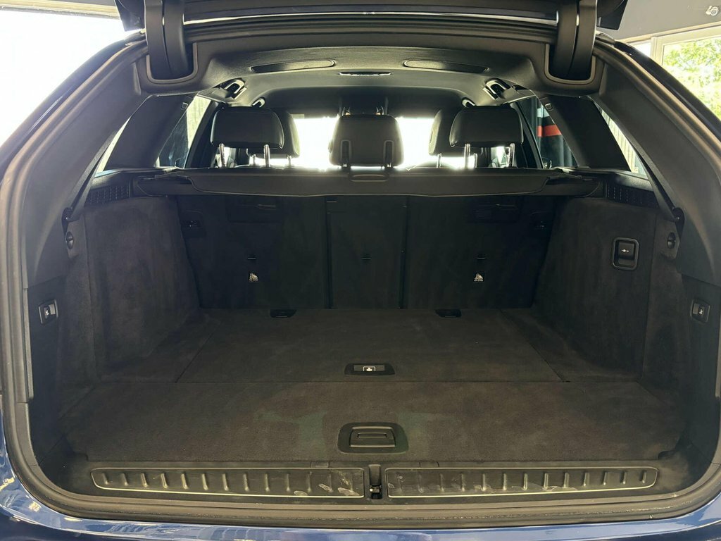 BMW 5 Series Xdrive M Sport Grey #56