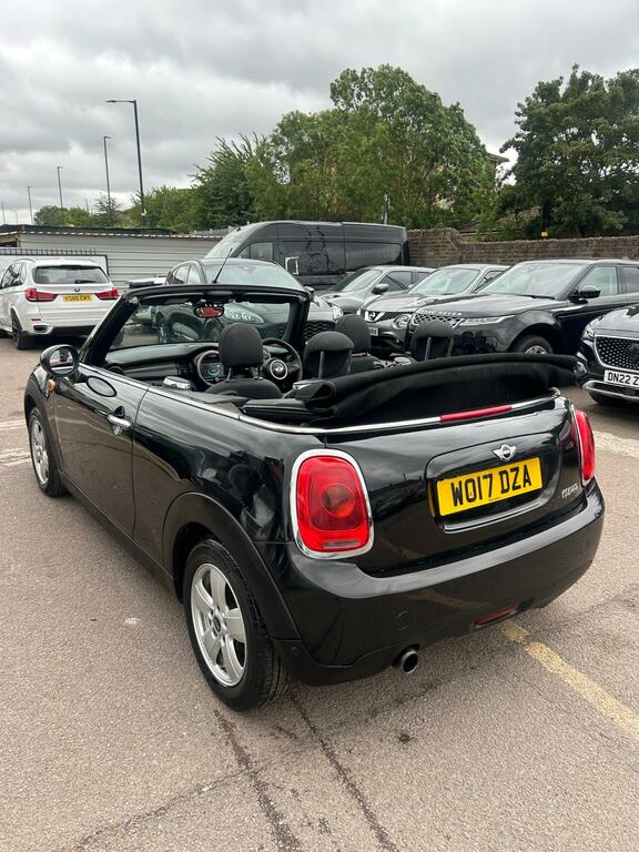Mini Convertible 1.5 Cooper Convertible Black #3