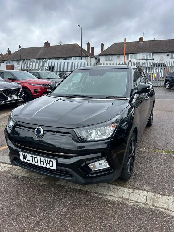 SsangYong Tivoli 1.6P Le Suv Black #3