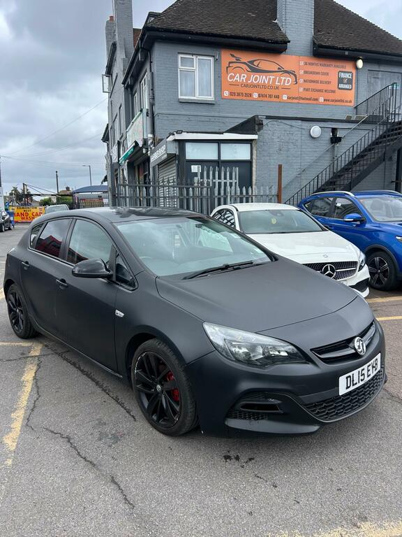 Vauxhall Astra 1.6I Tech Line Gt Hatchback Black