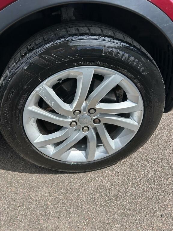 Land Rover Discovery 2.0 Td4 Se Tech 180 Bhp Silver #28