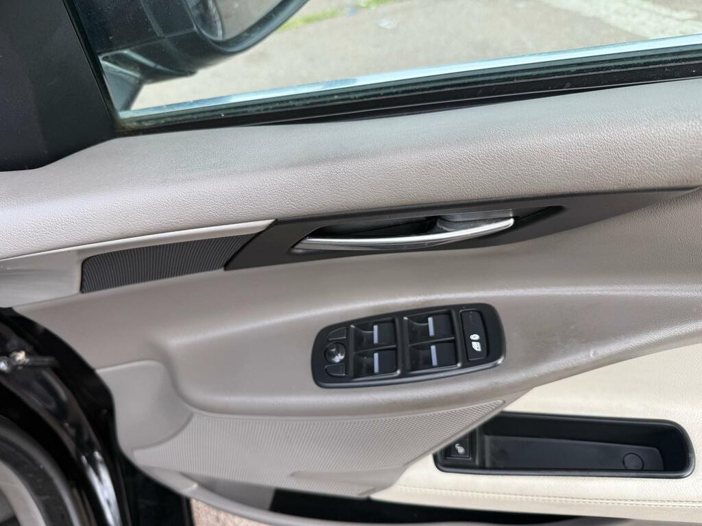 Jaguar XE 2.0D 180 Portfolio Awd Black #17