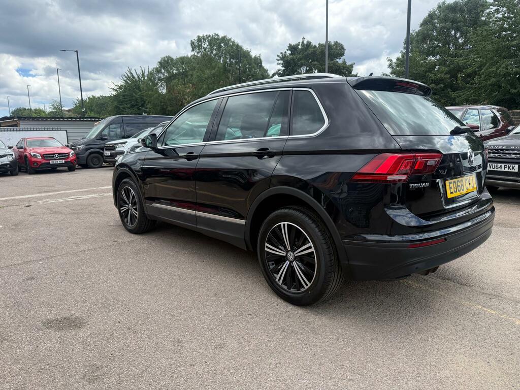 Volkswagen Tiguan 1.4 Tsi Se Navigation Suv Black #5