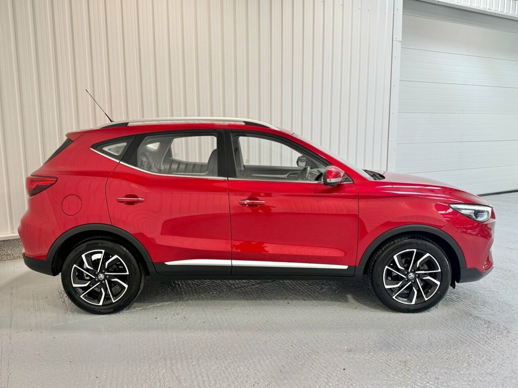 MG ZS 1L Exclusive SB21OZE Red #4