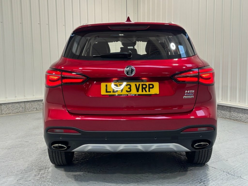MG HS 1.5L Excite Red #5