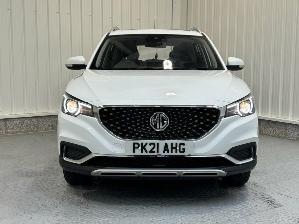 MG ZS Suv PK21AHG White #2