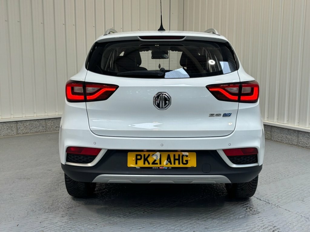 MG ZS Suv PK21AHG White #6