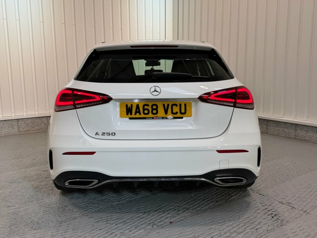 Mercedes-Benz A Class 2L Amg Line White #5