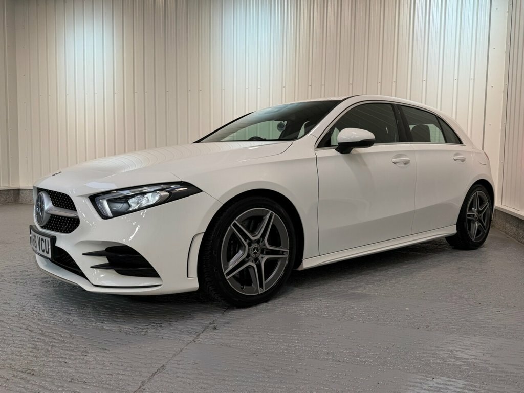 Mercedes-Benz A Class 2L Amg Line White #3