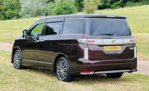 Nissan Elgrand 2.5 L Highway Star Brown #6