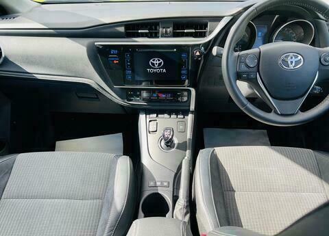 Toyota Auris Icon Blue #11