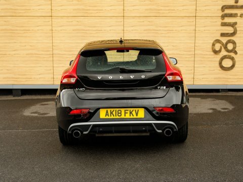 Volvo V40 Hatchback AK18FKV Black #6