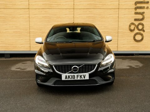 Volvo V40 Hatchback AK18FKV Black #5