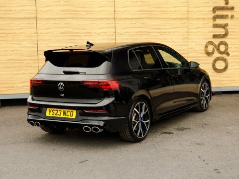 Volkswagen Golf Suv YS23NCO Black #2