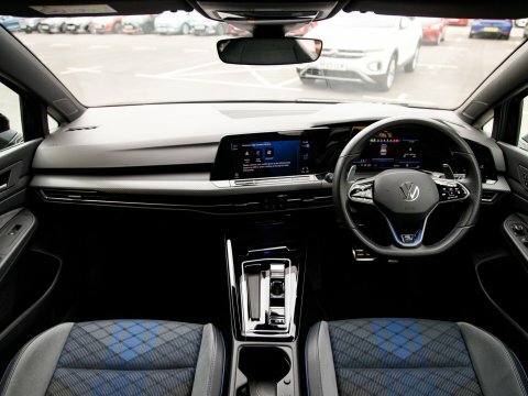 Volkswagen Golf Suv YS23NCO Black #3